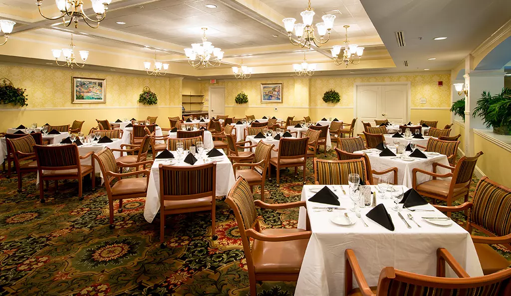 Photo of Oak Hammock - Gainesville, FL, United States. Community Gallery - Multiple formal and informal dining venues available for breakfast, lunch and dinner.
